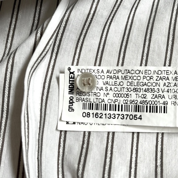 Zara Basic long sleeve blouse. White with grey and silver pinstripes. - Picture 10 of 10